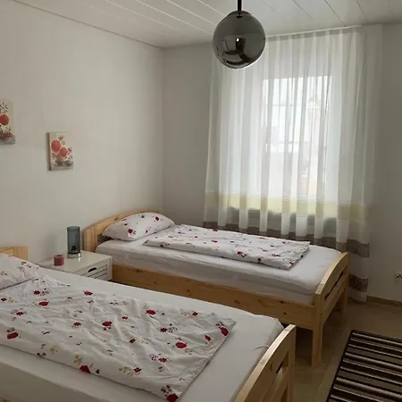 Apartamento Grenznahe Mit 4 Schlafzimmern *
