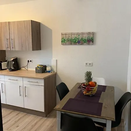 Apartment Grenznahe Mit 4 Schlafzimmern *